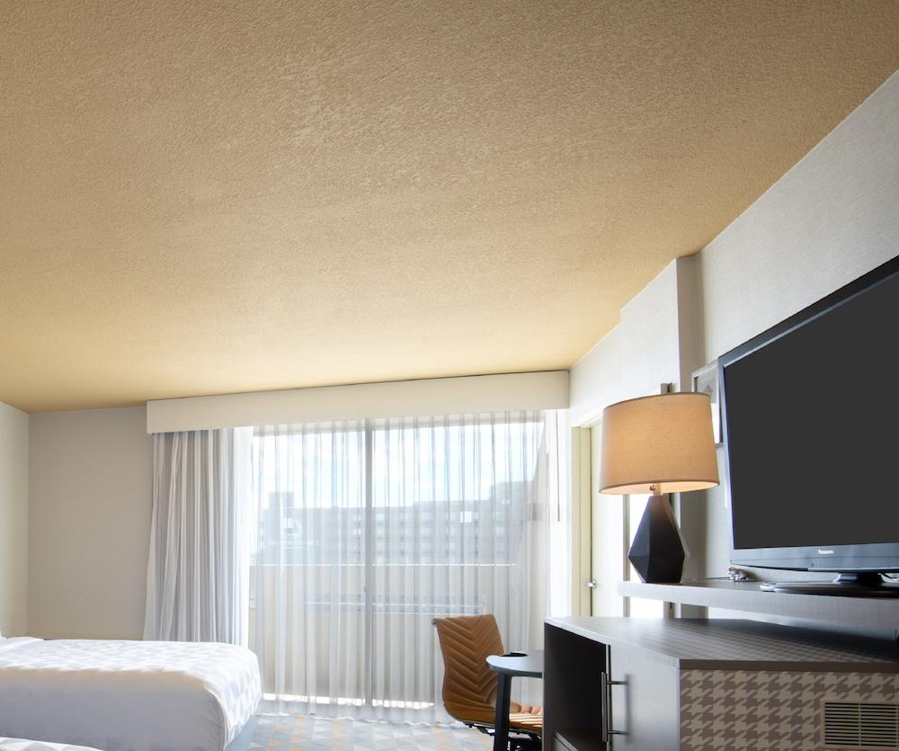 Holiday Inn Denver East By Ihg Eksteriør bilde