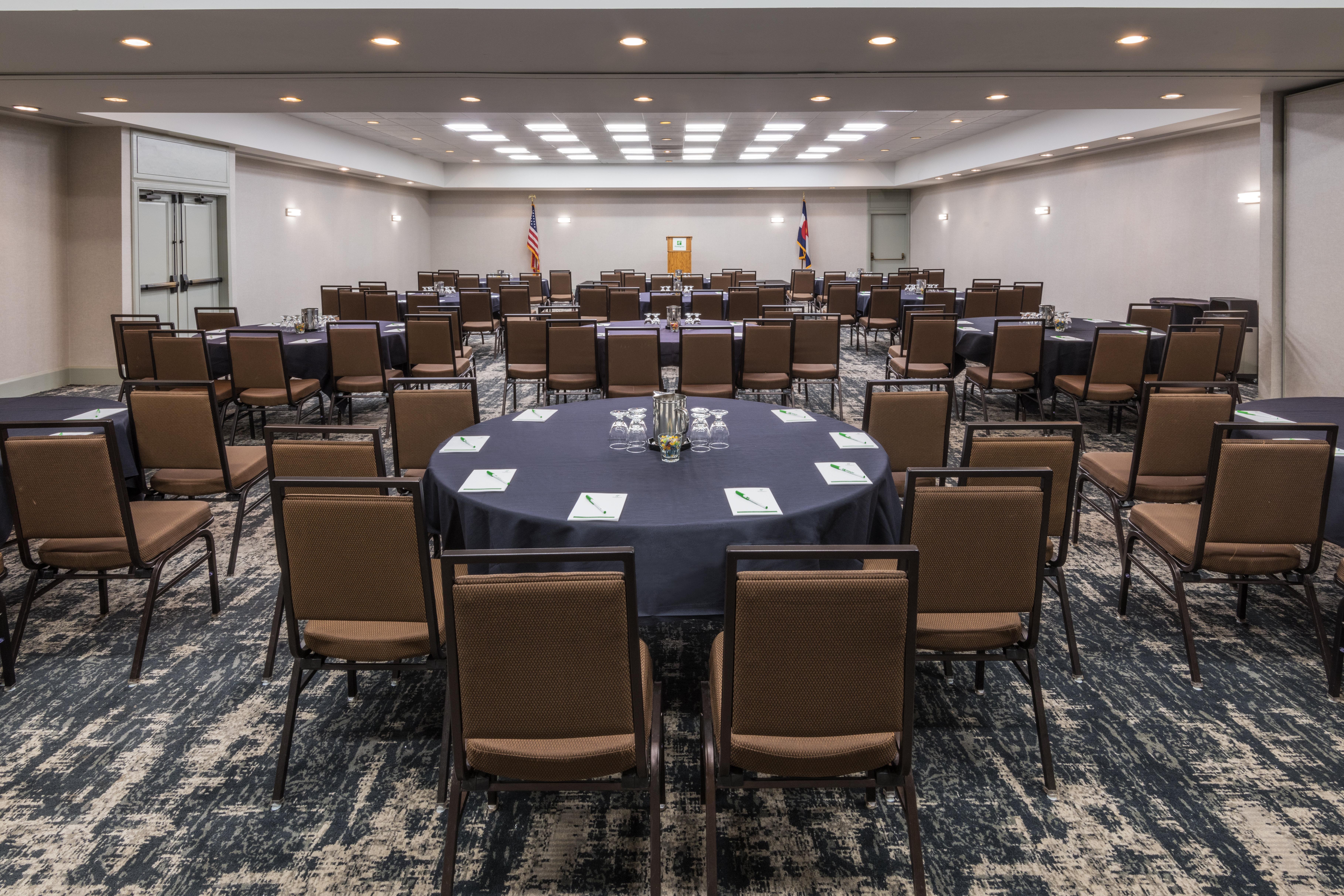 Holiday Inn Denver East By Ihg Eksteriør bilde